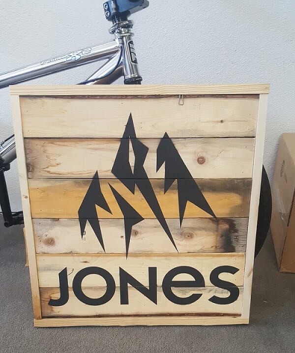 Jones Custom Display